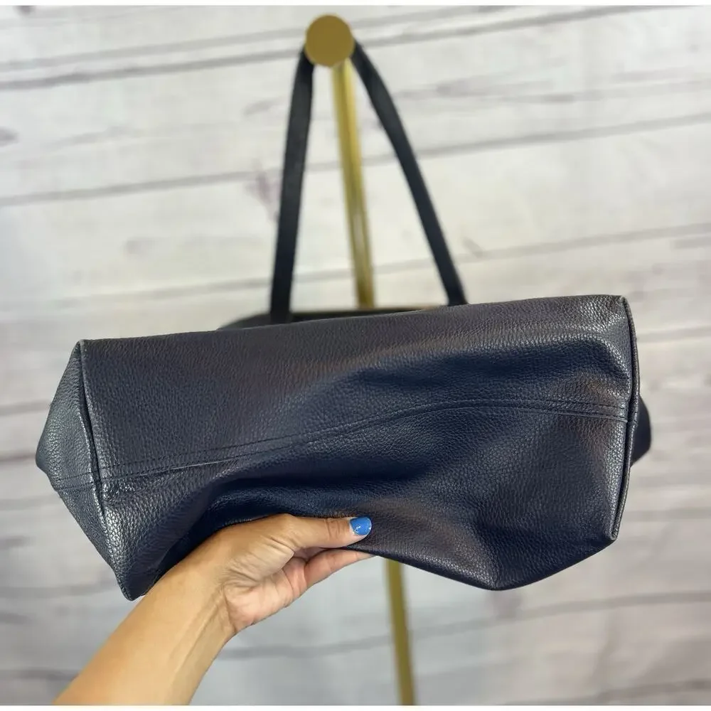 Cuyana Classic Leather Zip Tote Navy Blue with Gray Tote Organizer Insert